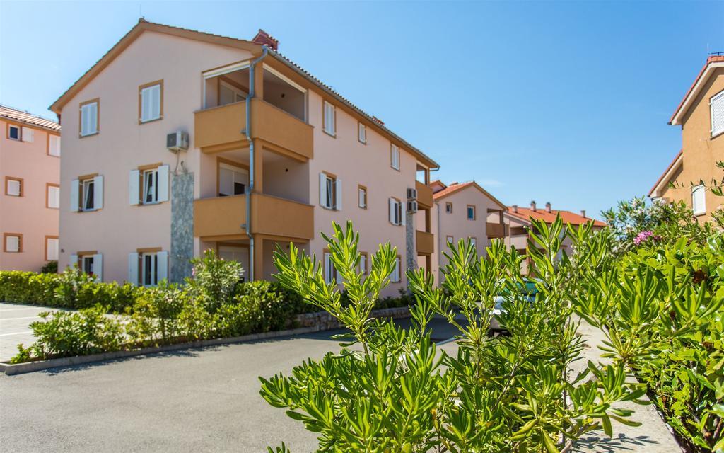 Apartment Franka Klimno Exterior photo